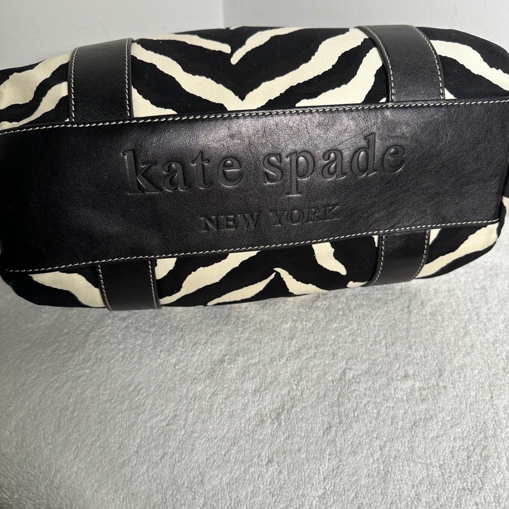 Kate Spade Black and White Zebra Handbag - Picture 4 of 9